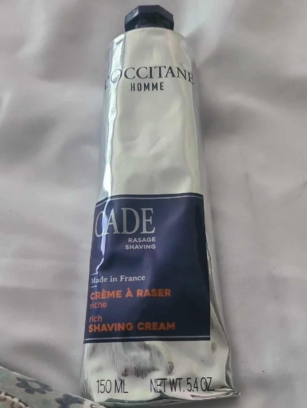 L'OCCITANE Cade Rich Shaving Cream - Silver & Navy